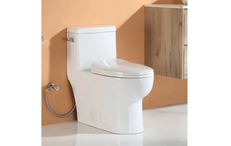 Maximize Space with the Compact Horow ST076W One-Piece Elongated Toilet Screenshot 7